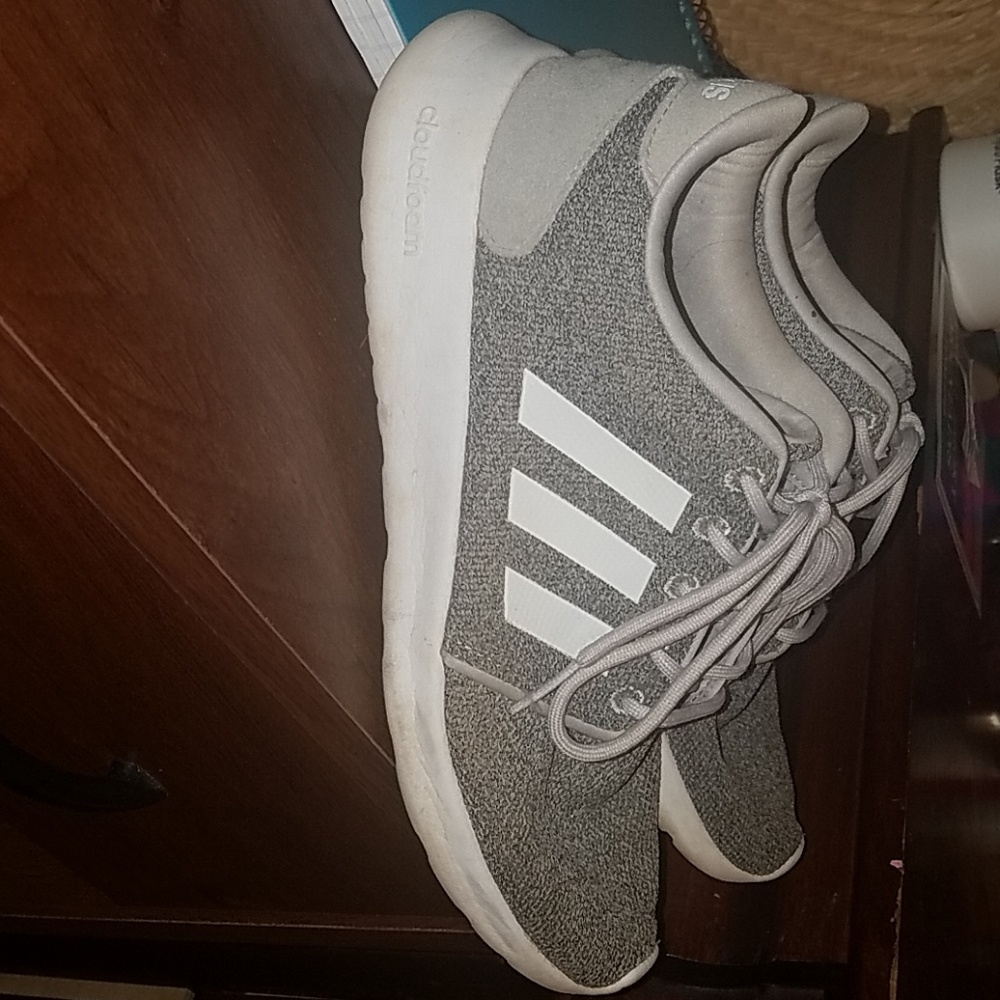 Adidas cloud foam shoes